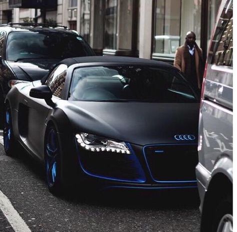 Audi R8 v10 blue details Audi R8 Matte Black, Audi R8 Black, Porsche Cayman 987, Dream Cars Audi, Luxury Cars Audi, Audi R8 Spyder, Black Audi, Road King Classic, Chrome Cars