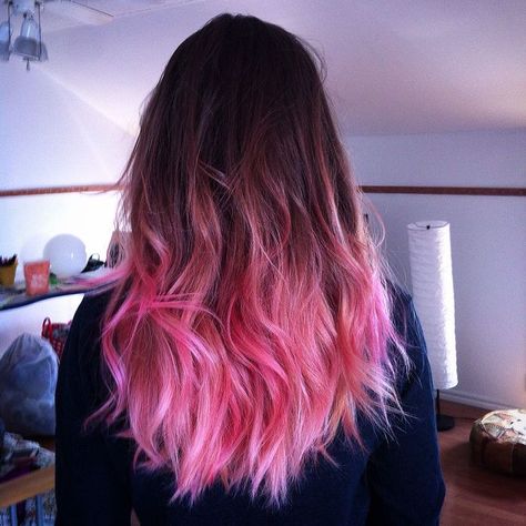 Ends Of Hair Dyed Pink, Dark Brown Hair With Pink Tips, Pink Dip Dye Hair, Pink Hair Tips, Pink Hair Highlights, Dark Ombre Hair, Hair Dye Tips, Pink Ombre Hair, Pink Hair Dye