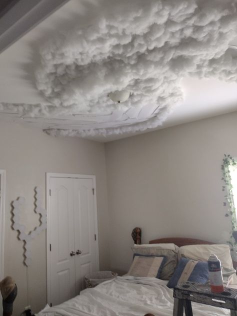 Cloud Roof Ceilings, Cloud Ceiling Bedroom, Heavenly Bedroom, Cuartos Aesthetic, Cloud Room, Fairy Lights Room, Gypsum Ceiling Design, Cloud Ceiling, Esthetician Room Decor