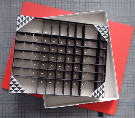 Grid example of a multiple pinhole camera – LoFi News Pinhole Camera Photography, Photo Assignments, Diy Pinhole Camera, Camera Diy, Photography Sketchbook, Pinhole Photography, Levitation Photography, Double Exposure Photography, Alternative Photography