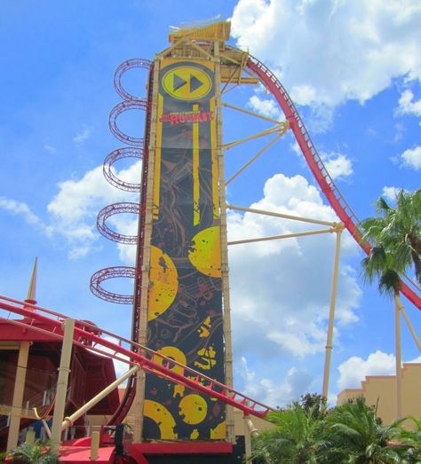 How To Do Universal Studios and Islands of Adventure In One Day Studio Hacks, Orlando Studios, Florida Trips, Universal Studios Orlando Trip, Orlando Trip, Universal Parks, Orlando Family, Universal Studio, Orlando Parks