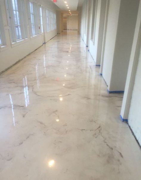 epoxy floors are often chosen for their amazing and bright look, here pearl metallic epoxy floors look wow Metallic Epoxy Floor, Decoration Beton, Smooth Concrete, Concrete Stained Floors, Marble Floors, Plafond Design, Basement Flooring, Hus Inspiration, Epoxy Floor