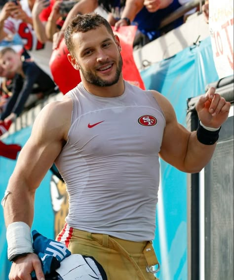 49ers Nick Bosa, Nick Bosa 49ers, Bosa 49ers, Nfl Player, Nick Bosa Wallpaper, Nick Bosa, Cute Football Players, Nfl Football 49ers, Hunks Men