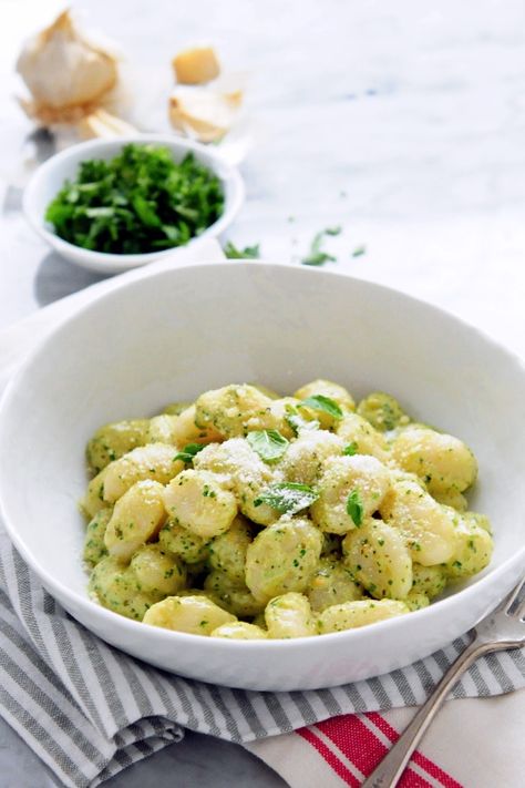 Healthy Winter Recipes Dinner, Gnocchi With Pesto, Recipes Gnocchi, Gnocchi Pesto, How To Cook Gnocchi, Healthy Winter Meals, Ricotta Gnocchi, Authentic Italian Recipes, Winter Cooking