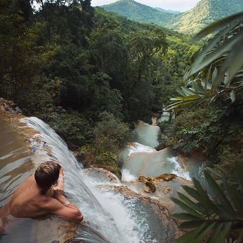 I bet the water feels amazing! I imagine its not too cold & just the right temperature👌🏽 - 📸 @josiahwg #Regram via @www.instagram.com/p/B7JaJJuJBA5/ Disney Princesses And Princes, Backpacking Asia, Disney Princess Modern, Modern Disney, Disney Aesthetic, Tarzan, Infinity Pool, Nature Travel, Travel Pictures