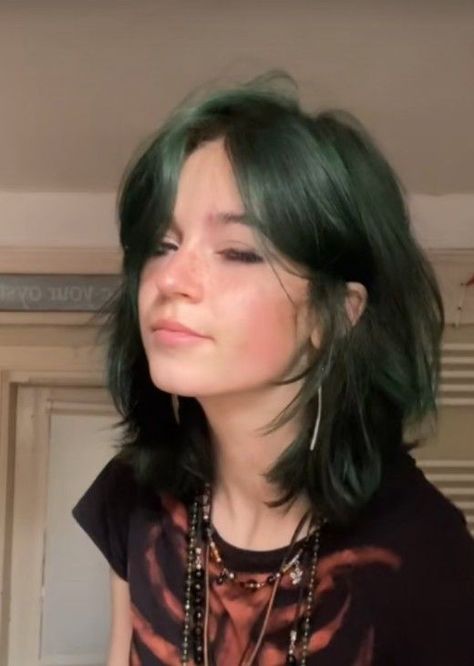 Green And Brown Hair Aesthetic, Dark Green Roots Black Hair, Bumblephii Hair, Dark Green Dyed Hair, Shoulder Length Green Hair, Dark Green Hair Short, Green Dye Hair, Dark Green Short Hair, Dark Green Hair Aesthetic