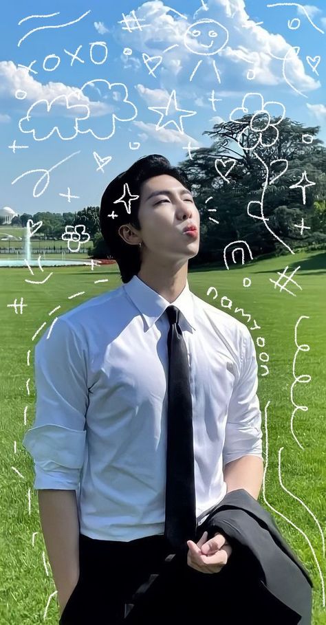 Rm Cute Pics Aesthetic, Namjoon Cute Aesthetic, Rm Wallpaper Aesthetic, Bts Wallpaper Rm, Rm Pictures Cute, Iphone Wallpaper Boys, Bts Rm Wallpaper, Cute Rm, Bts Cute Pics