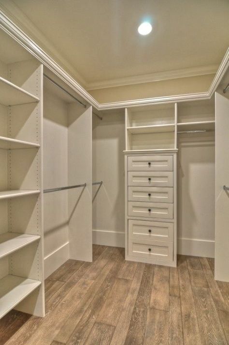 Walk In Closet Layout, Diy Walk In Closet, Master Closet Design, Closet Planning, Walking Closet, Walk In Closet Design, Closet Design Layout, Closet Renovation, California Closets