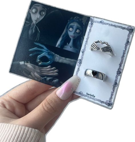 Victor And Emily, Dead Bride, Bride Rings, Bf Gifts, Cute Couple Gifts, Creative Gifts For Boyfriend, 24 Karat Gold, Corpse Bride, Matching Rings