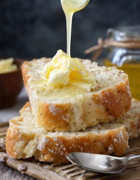 My Irish grandma taught me this recipe, and I swear I make it all year long! Irish Bread, Traditional Irish Soda Bread, Irish Soda Bread Recipe, Irish Soda, Irish Soda Bread, Loaf Of Bread, Bread Serving, Soda Bread, Bread Recipes Sweet