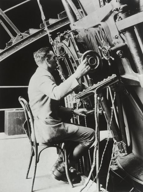 Edwin Hubble Reflecting Telescope, Edwin Hubble, Largest Telescope, Universe Images, Genealogy Records, Hubble Space, Vintage Airplanes, Hubble Space Telescope, Ordinary People