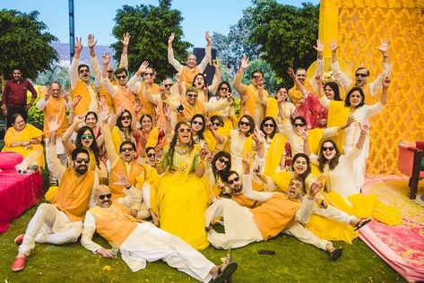 Poses For Haldi, Haldi Photography Ideas, Haldi Photoshoot, Mehendi Photography, Haldi Ceremony Outfit, Bridesmaid Photoshoot, Indian Wedding Poses, Bride Photos Poses, Mehendi Ceremony