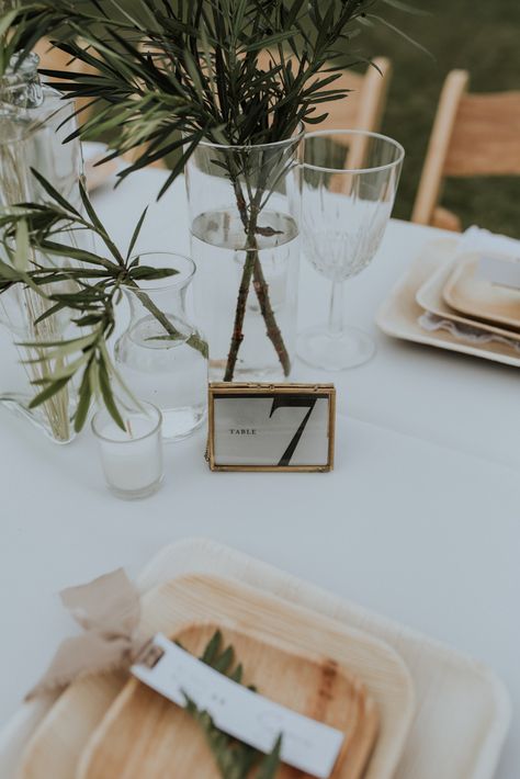 Bamboo Plates Wedding, Wedding Table Setting, Maggie Grace, Eco Wedding, Unique Wedding Flowers, Wedding Place Settings, Sustainable Wedding, Eco Friendly Wedding, Wedding Tables