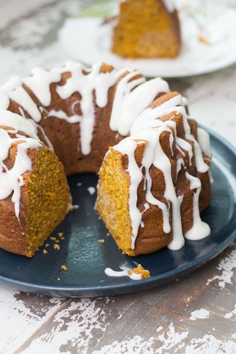 Gluten Free Pumpkin Bundt Cake, Pumpkin Spice Bundt Cake, Spice Bundt Cake, Pumpkin Bundt, Pumpkin Bundt Cake, Cream Cheese Glaze, Gluten Free Bakery, Gluten Free Cake, Gf Desserts