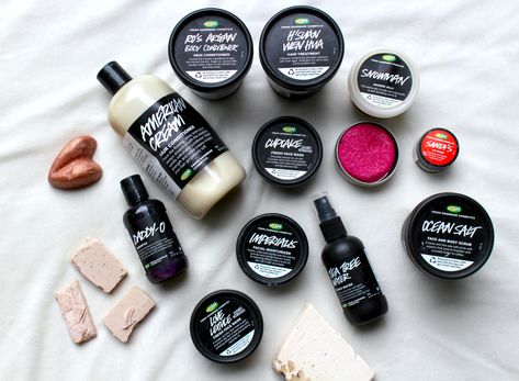 My top 8 favorite lush products! Lush Bath, Lush Products, Lush Cosmetics, Burt's Bees, Anti Aging Skin Products, Aging Skin Care, Combination Skin, Anti Aging Skin Care, Smell Good