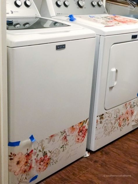 Sometimes you need a little 'pick me up' to help with the mundane chores around the house. The laundry room is one place we spend a lot of time in daily! This DIY brings a fresh look to any boring washer and dryer and is super easy to do. Take your space from drab to fab in 20 minutes! Place your transfers on your appliance with blue painters tape in order to determine placement. Keep in mind, your everyday use of the appliance and apply where it can still be used easily. Cut you… Diy Outdoor Candle Holders, Glass Washboard, Chandelier Planter, Outdoor Candle Holders, Pearl Candle, Craft Cabinet, Faux Brick Walls, Laundry Room Diy, Bed Swing