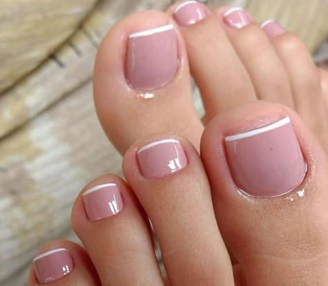 Pedicure Designs Toenails, French Pedicure, Gel Toe Nails, Toe Nail Color, Pretty Toe Nails, Cute Toe Nails, Pedicure Designs, Toe Nail Designs, Elegant Nails