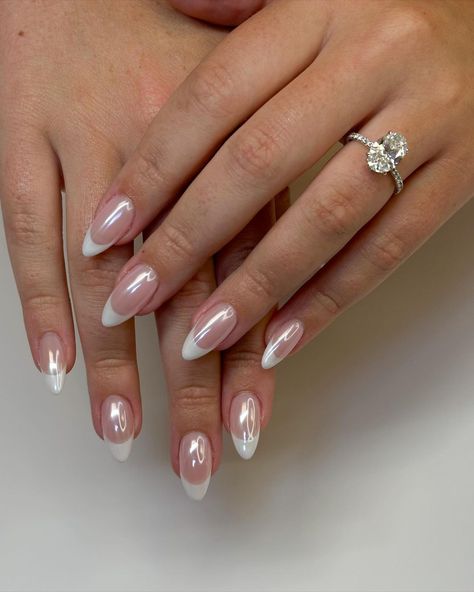 Fall French Tip Nails: 29 Classy and Trendy Designs for Short, Almond, and Square Shapes Asymmetric Nails, Gold Chrome French Tip Nails, Fall French Tip Nails, Fall French Tip, French Manicure With A Twist, Almond Nails French, Chrome Nails Designs, French Tip Nail Designs, Formal Nails