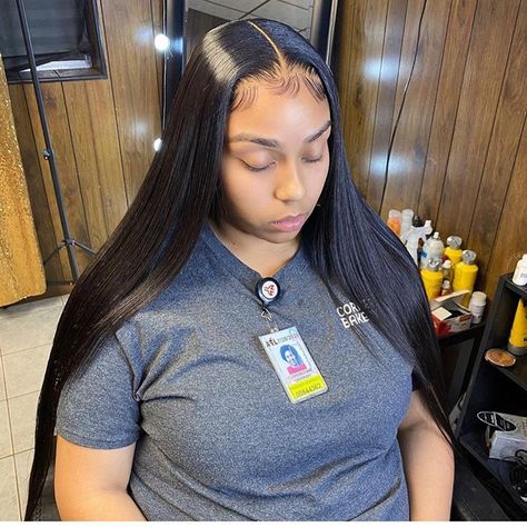 Frontal Hairstyles, Baby Hairs, Voluminous Hair, Hair Ponytail Styles, Hair Laid, Front Lace Wigs Human Hair, Lace Hair, Middle Part, Sew In