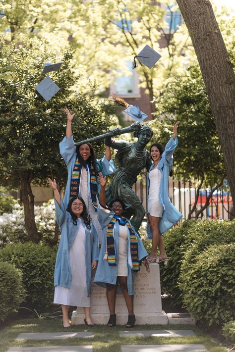 Columbia University Graduation Pictures, Columbia Graduation Photos, Columbia University Graduation, Columbia Graduation, Columbia Uni, College Grad Pictures, Business Student, Barnard College, Masters Graduation