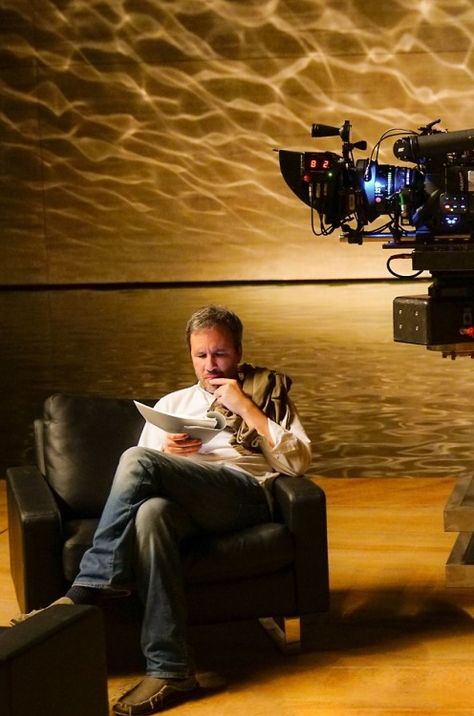 Denis Villeneuve on the set of Blade Runner 2049 Movies Photography, Here's To The Fools Who Dream, Beautiful Cinematography, Art Cinema, Film Crew, Movie Ideas, Denis Villeneuve, Movie Directors, Blade Runner 2049