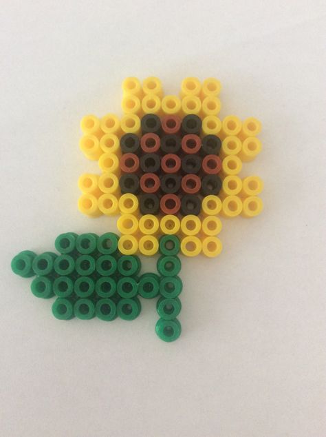 Perler Sunflower, Sunset Perler Bead Pattern, Peer Beads, Fuse Beads Flower, Yellow Perler Bead Patterns, Melting Beads Flower, Peler Beads Flower, Flower Melty Beads, Sun Perler Bead Pattern