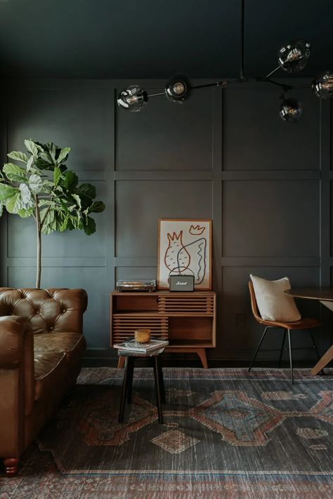 Grid Wall Living Room, Wall Paneling Ideas Office, Grid Wall Design, Navy Office Ideas, Office Feature Wall Ideas, Slat Wall Accent, Diy Grid Wall, Faux Fiddle Leaf Fig Tree, Navy Office