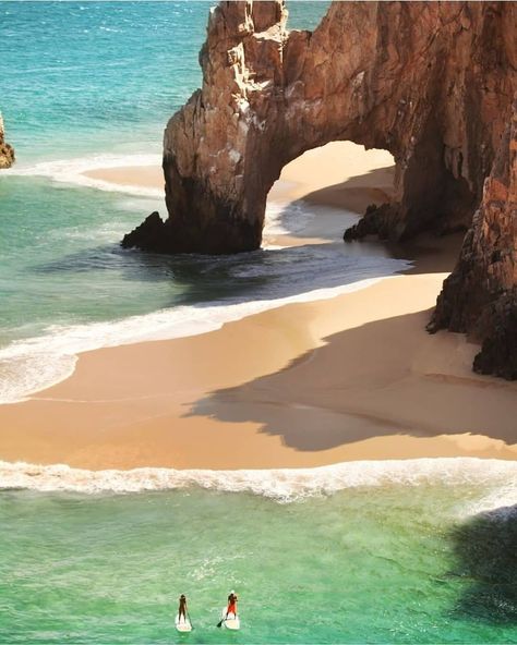 665 Me gusta, 52 comentarios - TRAVEL | NATURE | EDUCATION (@placesandstories1) en Instagram: "(Swipe Left For More 😍) At the southern tip of Mexico’s 🇲🇽 Baja California peninsula stands a…" Arco Cabo San Lucas, Sandos Finisterra Los Cabos, Cabo San Lucas Hotels, Travel Cabo San Lucas, Nature Education, Cabo San Lucas Mexico, Travel Nature, San Lucas, Cabo San Lucas