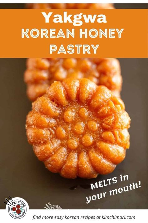 Chapssal Yakgwa is a decadent melt-in-your-mouth Korean dessert pastry made with flour, honey, sesame oil. #koreanfood #koreandessert #honeypastry #koreancooking Mongolian Recipes, Cookies Aesthetic, Easy Korean Recipes, Korean Dessert, Sweet Foods, Honey Sesame, Korean Cooking, Korean Recipes, Japanese Recipes