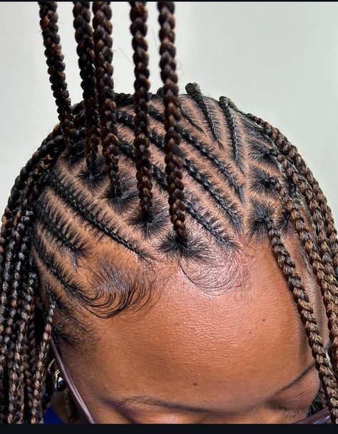 Brown Cornrows Braids, Brown And Black Braids, Brown Cornrows, Big Cornrows, Hair Braid Designs, Latest Hair Braids, Cornrows Natural Hair, Braids Short, Short Box Braids Hairstyles