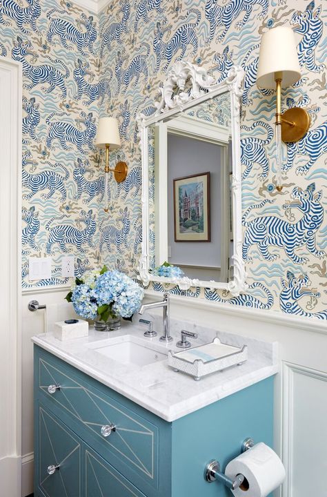 Powder Room Wallpaper, Powder Room Design, Downstairs Bathroom, Beach Chic, Bathroom Wallpaper, Blue House, Guest Bathroom, Beautiful Bathrooms, Vanity Sink