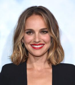 Hollywood Celebrity, Haircuts For Fine Hair, Natalie Portman, Hair Envy, Cool Haircuts, Hair Today, Womens Haircuts, Fine Hair, Bob Hairstyles