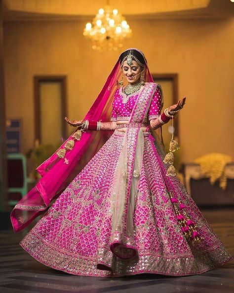 Bridal Lehenga Pink Hot Pink Bridal Lehenga Wedding, Magenta Pink Bridal Lehenga, Magenta Bridal Lehenga, Dupatta Ideas, Dupatta Draping, Lehenga Pink, Pink Bridal Lehenga, Latest Bridal Lehenga, Bridal Dupatta