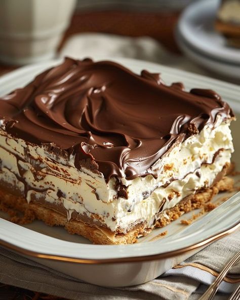 No Bake Chocolate Eclair Cake, Crescent Roll Desserts, No Bake Chocolate Eclair, Woolworth Cheesecake Recipe, No Bake Eclair, Exotic Desserts, Woolworth Cheesecake, No Bake Eclair Cake, Eclair Cake Recipes