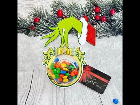 Grinch candy Holder and gift card Holder -Template - YouTube Christmas Candy Holder Svg, Gift Card Holder Template, Gift Card Holder Diy, Grinch Party, Candy Holder, Cricut Projects Beginner, Photo Holders, Christmas Candy, Gift Card Holder