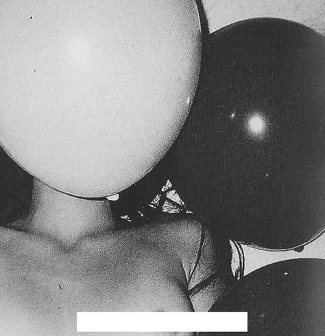 Xo Balloons The Weeknd, Xo Aesthetic, House Of Balloons Party The Weeknd, The Weeknd Black And White Aesthetic, The Weeknd Trilogy Era, House Of Balloons Party, House Of Balloons The Weeknd, The Weeknd Aesthetic House Of Balloons, House Of Balloons Aesthetic