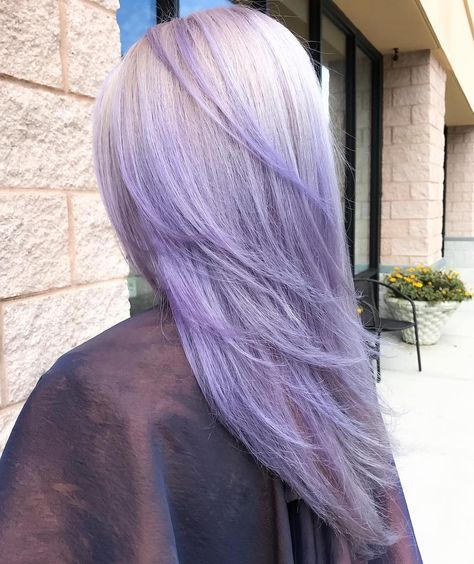 Platinum+To+Lavender+Ombre Silver And Lavender Hair, Lavender Ombre Hair, Lavender Hair Ombre, Lavender Ombre, Brown Ombre Hair Color, Violet Hair Colors, Grey Ombre Hair, Light Purple Hair, Purple Ombre Hair