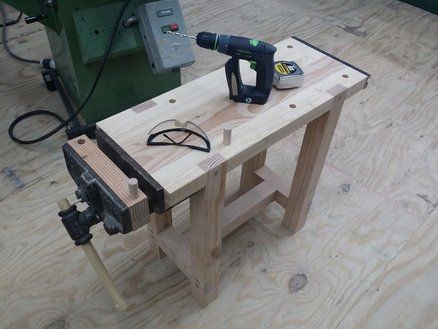 Mini Workbench! - by Michaelgurrado @ LumberJocks.com ~ woodworking community Mini Workbench, Small Workbench, Workbench Ideas, Portable Workbench, Woodworking Lamp, Workbench Designs, Work Benches, Woodworking Desk, Woodworking Bench Plans