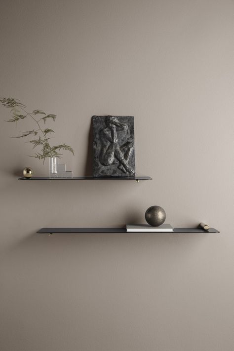 Interior Design Minimalist, Living Room Shelves, Design Apartment, Style Deco, Wall Mounted Shelves, Ferm Living, Hangzhou, Minimalist Interior, Minimalist Bedroom