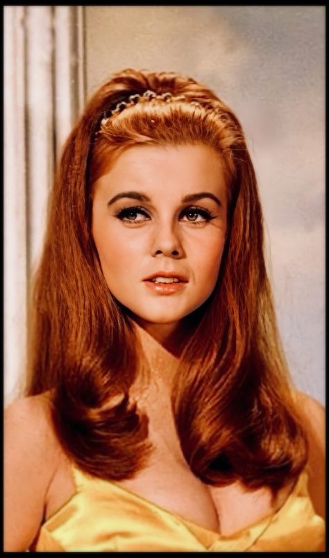 Vintage Hollywood Classics Ann Margret Viva Las Vegas, 60s Hollywood, Ann Margaret, 60s Girl, Theatrical Romantic, Old Hollywood Actresses, Classic Hollywood Glamour, Ann Margret, Red Heads