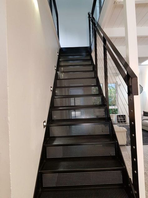 Aluminium Work, Outside Steps, Steel Staircase, Stairs Decor, Perforated Plate, Steel Building Homes, Stairs Ideas, Steel Stairs, Sheet Metal Fabrication