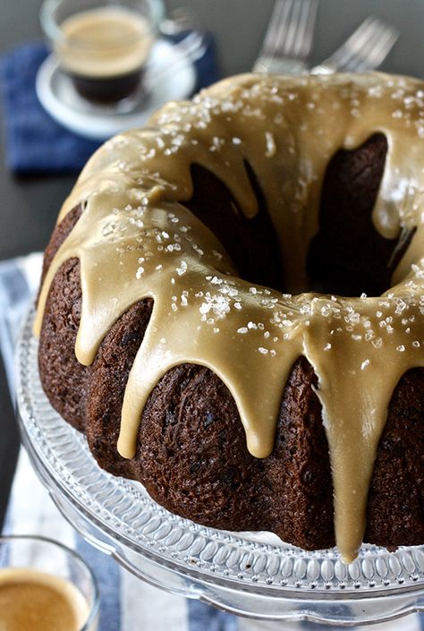 Salted Caramel Chocolate Espresso Bundt Cake Expresso Cake, Espresso Bundt Cake, Caramel Bundt Cake, Chocolate Expresso, Salted Caramel Icing, Lush Desserts, Tooth Cake, Caramel Shortbread, Black Cocoa