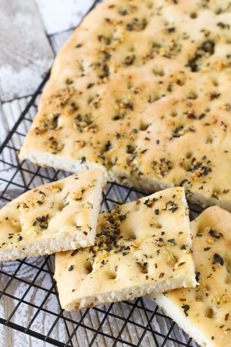 Gluten Free Bread Recipe No Yeast, Herb Focaccia, Bread No Yeast, Gluten Free Focaccia, Homemade Focaccia Bread, Yeast Free Breads, Herb Oil, Gluten Free Yeast Free, Focaccia Bread Recipe