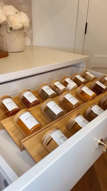 Muna | Home Decor | Cleaning | Organizing on Instagram: "Spice Jar Drawer! Comment “SPICE” for the links to these jars, labels, and organizers to be directly sent to you. SAVE THIS FOR INSPO 💕 #spices #organization #organize #organized #organizedhome #kitchenorganization #organizer #drawer #homeideas #homeorganization #kitchendecor #homeinspiration #homeinspo #housegoals #minimalist #modernhome #ltkhome #amazonfinds" Spice Jar Drawer, Spice Jar Organization, Spices Organization, Jar Organization, Basement Kitchen, Spice Jar, First Apartment, The Basement, Home Lifestyle