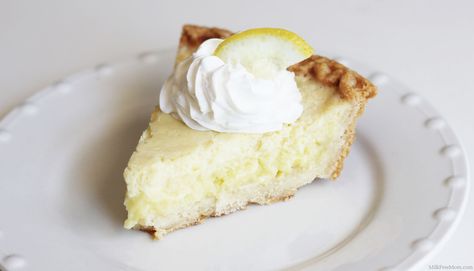 Dairy-Free Lemon Custard Pie serves 6-8 1/2 cup freshly squeezed lemon juice 1/2 cup sugar 4 large eggs 1 cup unsweetened coconut milk (canned, not the beverage) Your favorite frozen, dairy-… Easy Dairy Free Recipes, Pie Dairy Free, Lemon Custard Pie, Dairy Free Deserts, Dairy Free Pies, Dairy Free Baking, Coconut Custard Pie, Lemon Custard, Coconut Custard