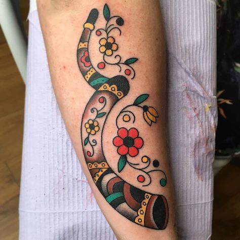 A shofar for Rachael, who is just the coolest person!  A Shofar is an ancient musical horn, typically made of a rams horn. It’s blown in… Shofar Tattoo, Ram Tattoo Traditional, Traditional Ram Tattoo, Ram Tattoo, Ram Horns, American Traditional Tattoo, American Traditional, Traditional Tattoo, Ram