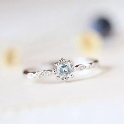 Blue Crystal Engagement Ring, Prom Rings, Small Diamond Rings, Crystal Engagement Rings, Colored Engagement Rings, Zierlicher Ring, Aquamarine Engagement Ring, Zircon Ring, Engagement Rings For Men