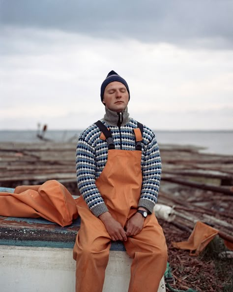 Commercial Fisherman, Fisherman Photoshoot, Fisherman Photography, Fisherman Core Aesthetic, Fisherman Aesthetic Outfit, Fisherman Outfit Aesthetic, Fisherman Clothes, Fisher Man, Fisherman Fashion