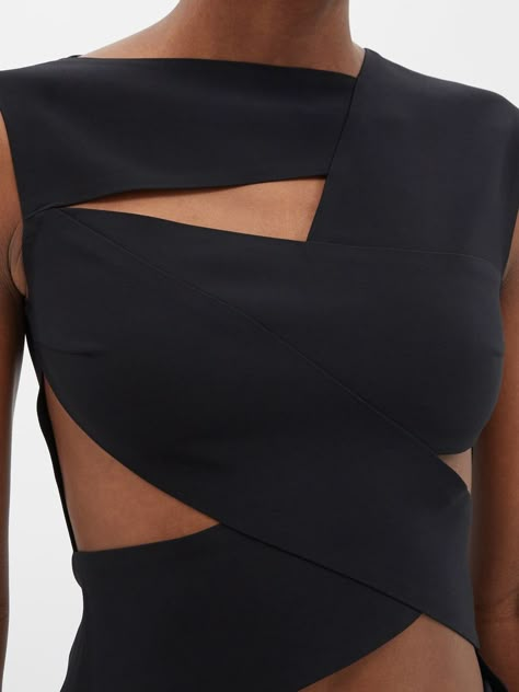 Black Criss-cross cutout crepe top | A.W.A.K.E. Mode | MATCHESFASHION US Asymmetrical Top Outfit, Cut Crease Eyeshadow, Crepe Top, Black Everything, All Black Everything, Black Gown, Cut Crease, Looks Chic, Fashion Details