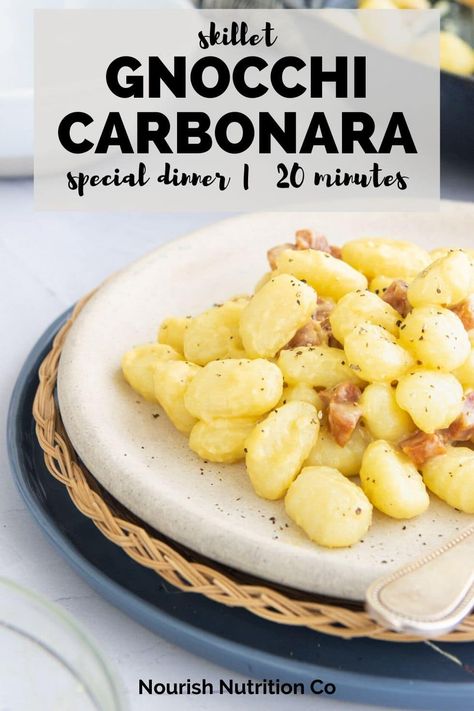 Carbonara For Two, Creamy Carbonara Pasta, Gnocchi Carbonara, Carbonara Pasta Creamy, Sides Dinner, Creamy Carbonara, Mushroom Pasta Sauce, Garlic Mashed Potatoes Recipe, Carbonara Sauce